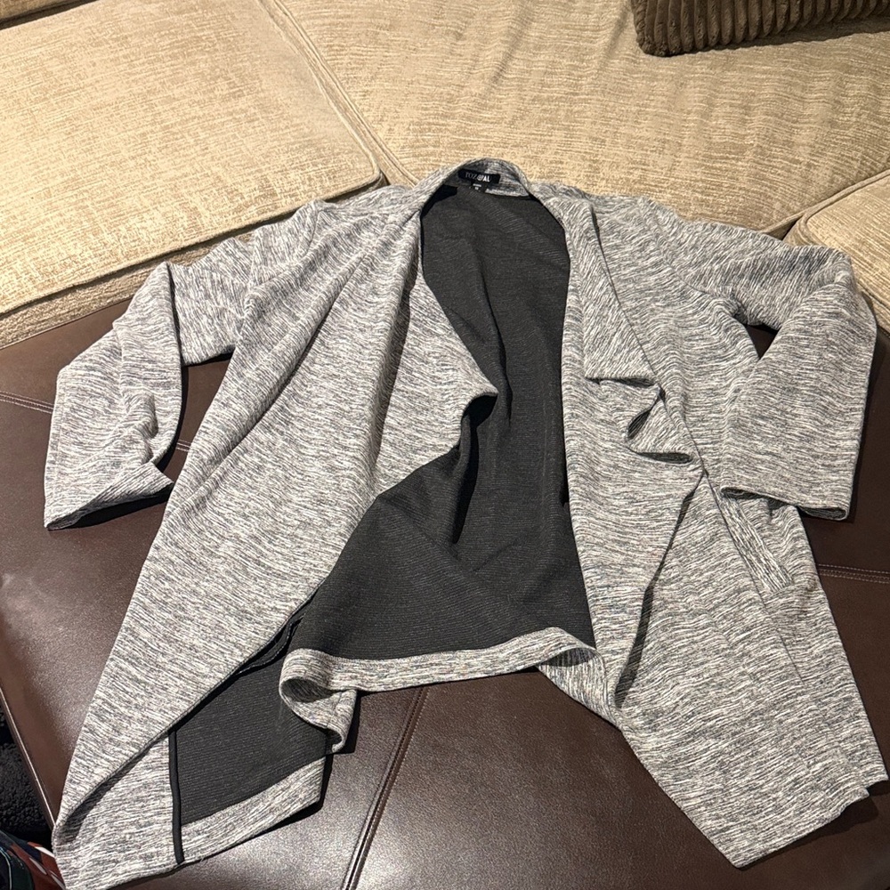 Roz & Ali Heather Gray Open Cardigan